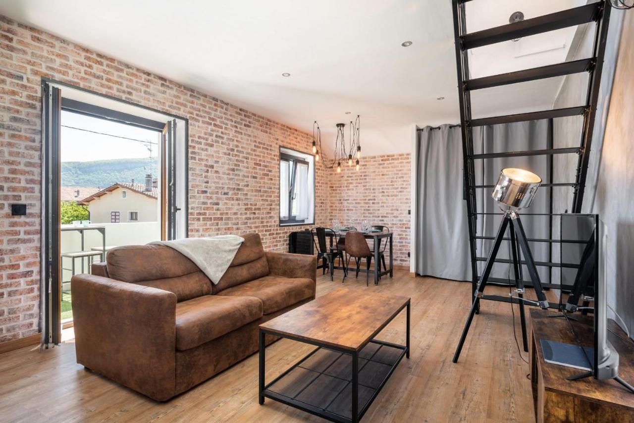 Superbe Loft Industriel - Casa Vostra - Caution 800 Eur & Id Requises - Gaillard Tram-Frontiere Apartment Bagian luar foto
